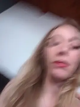 Show modela MindMistress na web-kameri