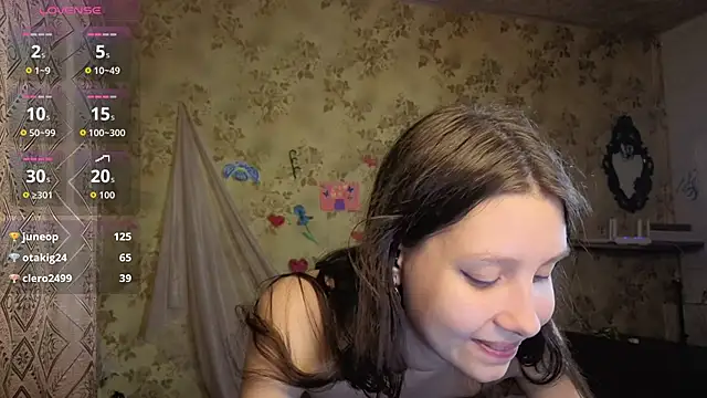 QutieDaSweetのライブXXXチャット