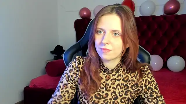 Онлайн чат XXX FreyaVey