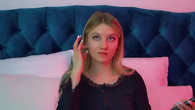 XXX chat uživo modela StacyEvances