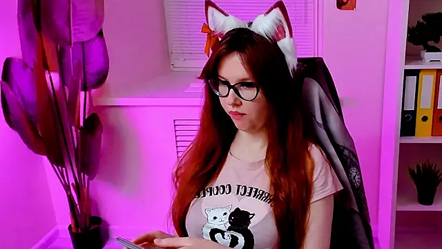 CarolGiggly Chat XXX live