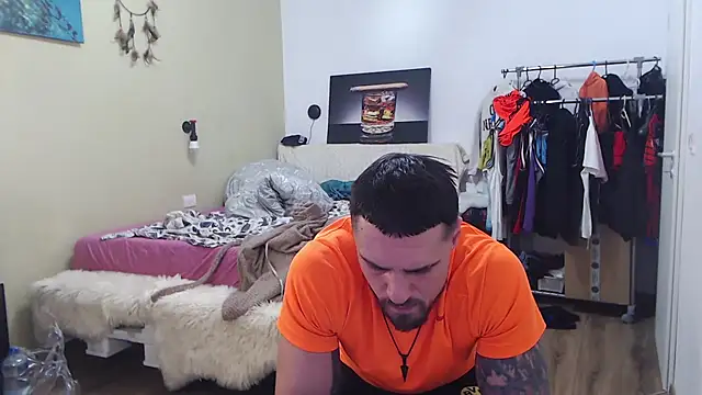 Онлайн чат XXX Tiberius_hunk