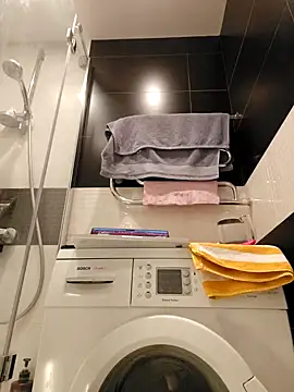 Chat +18 de Happy_Gym_Year ao vivo