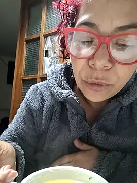 Czat XXX na żywo – Scarlet_curly8a