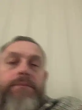 Frosl élő XXX-chatje