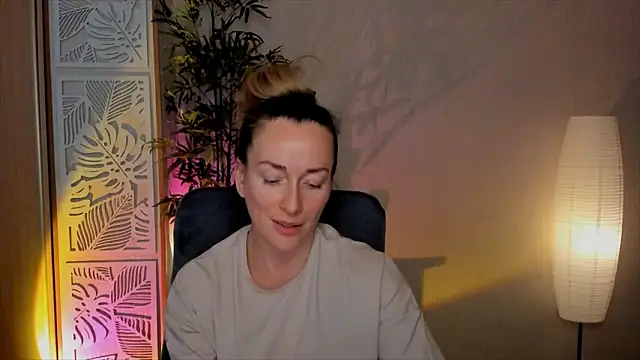 Chat XXX ao vivo de RebeccaMartinez