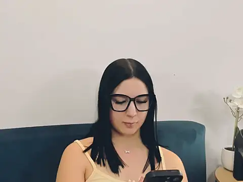 TaliaAdorable Chat XXX in diretta