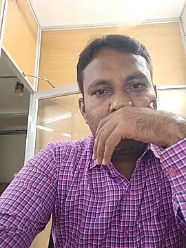 adicma123 Live XXX Chat