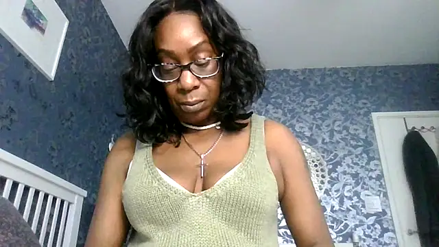 Chat XXX ao vivo de Ebony-SultryX