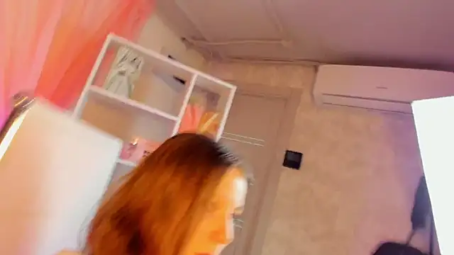 ElliFrankenweenie's Live XXX Chat