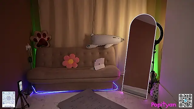 popityan1's Live XXX Chat