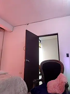 __Emma__11__Lecat_ Chat XXX live