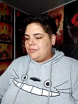 Pokazy przed kamerką – Hailey_Curvy