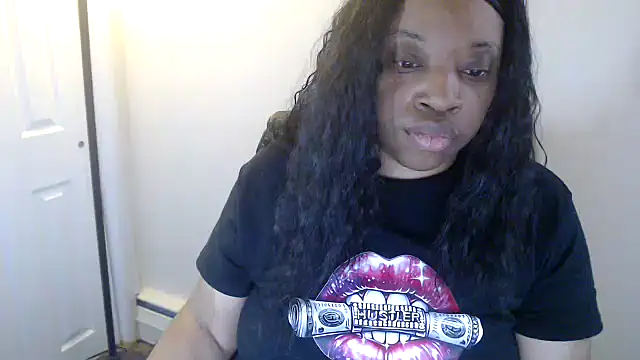 Sexymona1218 Chat XXX in diretta