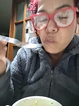 Chat +18 de Scarlet_curly8a ao vivo