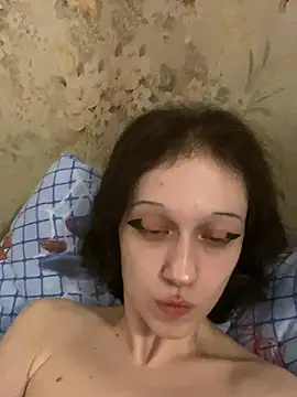 AliceVane Adlı Modelin Canlı XXX Sohbeti