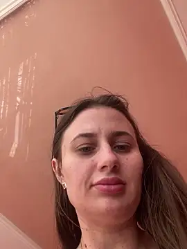 Flossy_Vettie Adlı Modelin Canlı XXX Sohbeti