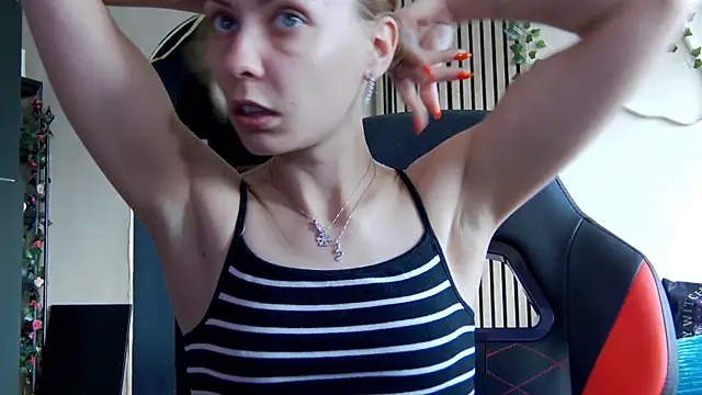 karo123421 – Live XXX-chat