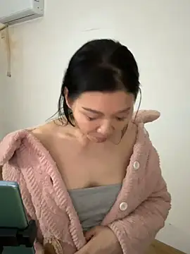 xiiuuff18 Show in webcam