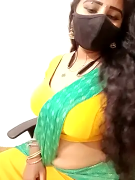 tamil_Vennila Live XXX Chat