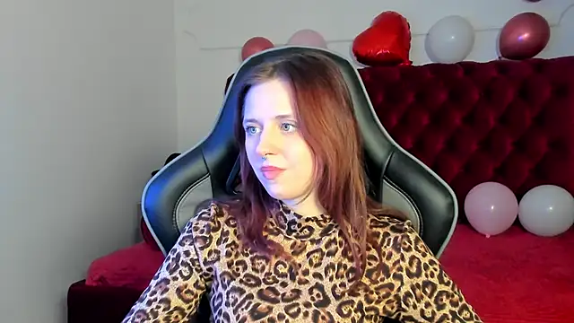 دردشة FreyaVey الجنسية المباشرة