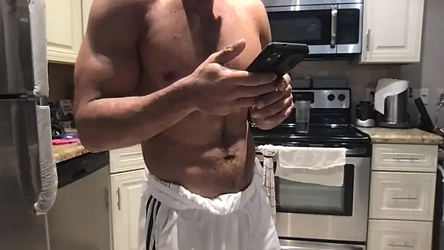 BigGuyMuscle Show in webcam