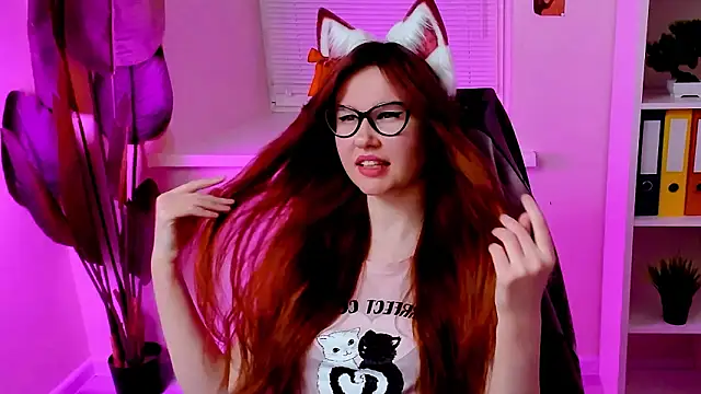 CarolGiggly's Live XXX Chat