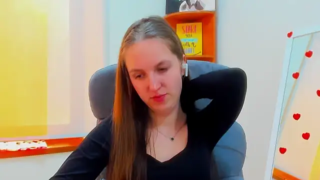 Nessi-Morris Pertunjukan Webcam