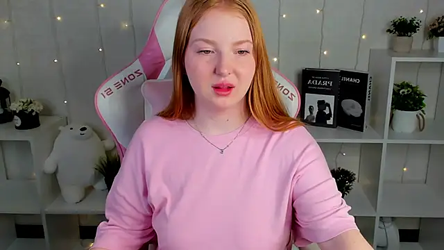 Jinny_Ginger Adlı Modelin Canlı XXX Sohbeti