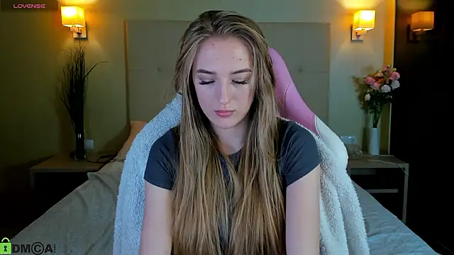 Stacy_RiverのライブXXXチャット