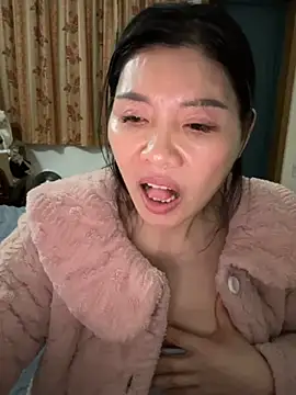 xiiuuff18 ওয়েবক্যাম শো