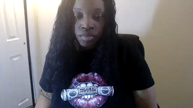 Sexymona1218 Show in webcam