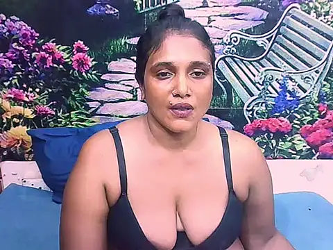 IndianSexyLady20's Live XXX Chat