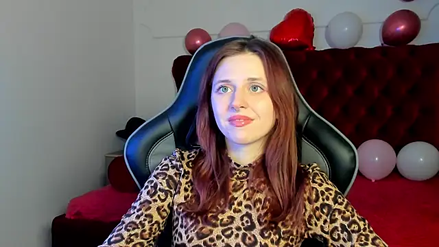 Chatroom XXX en direct de FreyaVey