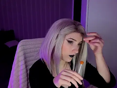 Živý XXX chat violet-siren-x