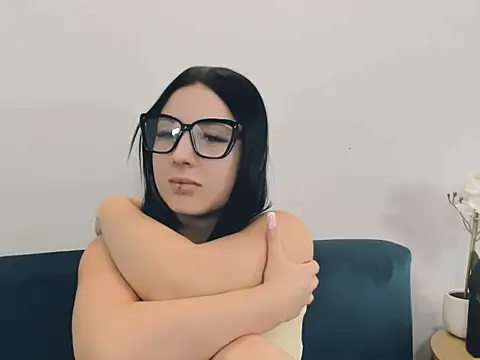 TaliaAdorable: онлайн-секс-чат