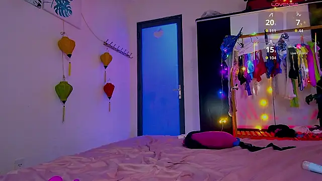 Chatroom XXX en direct de MatildaMuse