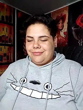 Show de Hailey_Curvy na webcam