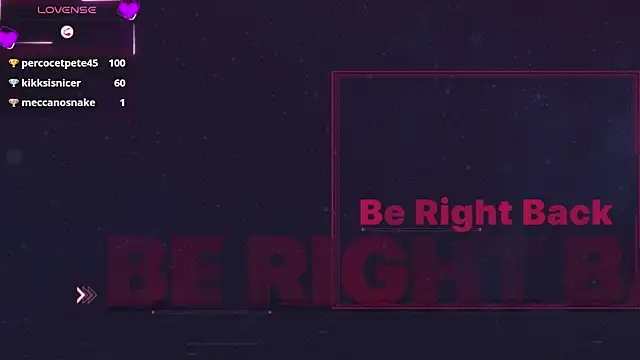 dark_summer: διαδικτυακό σόου στην κάμερα