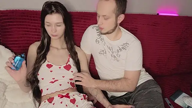 Chatroom XXX en direct de Pearl_couple