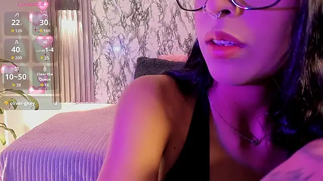 XXX chat uživo modela ChloeeMasonn