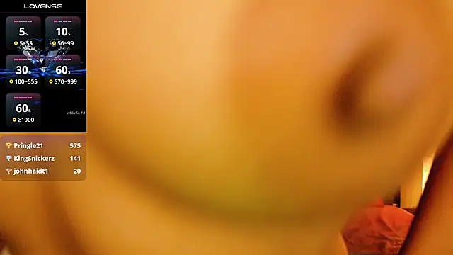 ElyaQuinn élő XXX-chatje