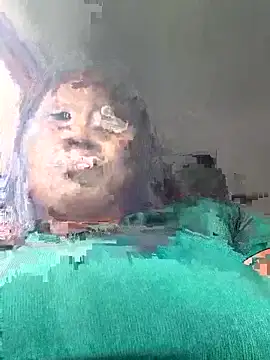 Katie_lips: απευθείας συνομιλία ΧΧΧ