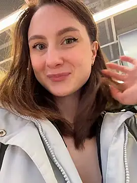 Dina_TeaseのライブXXXチャット