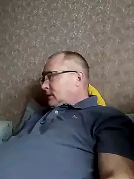 Show modela Nika_Malay na web-kameri