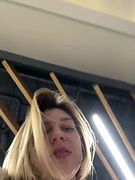 ValenciaShock Live XXX Chat