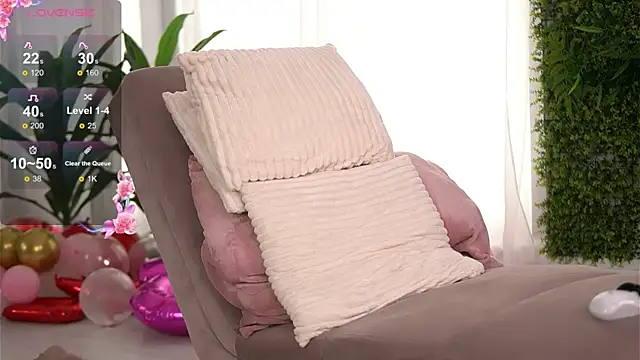 XXX chat uživo modela FreyaHeart