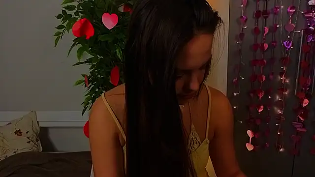 Show modela MeiLiscio na web-kameri