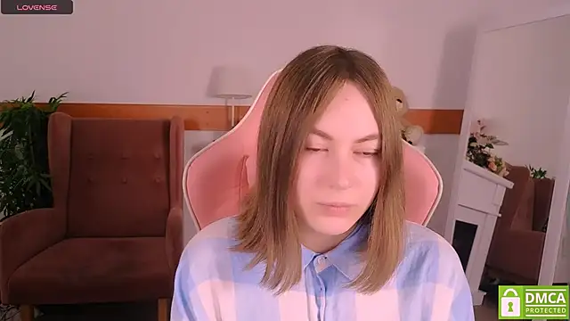 Elma_Lily লাইভ XXX চ্যাট