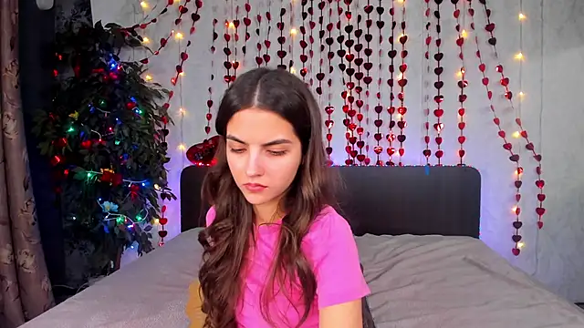 Milana_Crystal_ élő XXX-chatje